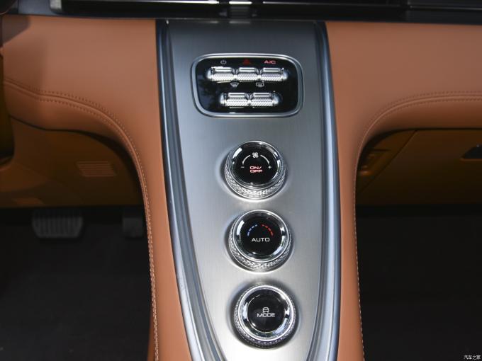 2024 Ora Cat EV Auto Grand Cat Beleuchtung Cat Dunkle Nacht Version 555km 204HP 6