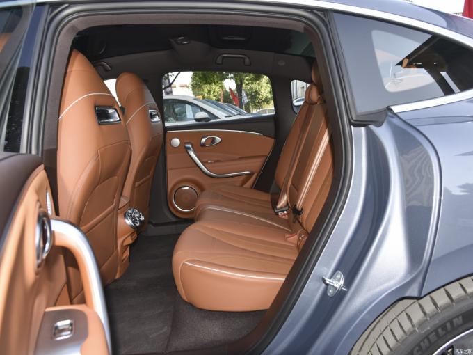 2024 Ora Cat EV Auto Grand Cat Beleuchtung Cat Dunkle Nacht Version 555km 204HP 9