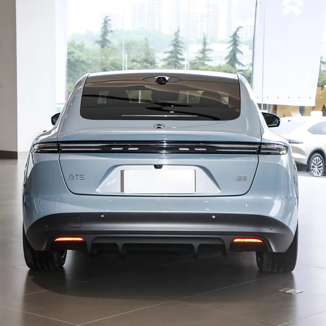 5 Sitzplätze 4WD Nio Et5 150 kwh Smart Elektroauto Hochleistungsmittelgroße Limousine 8