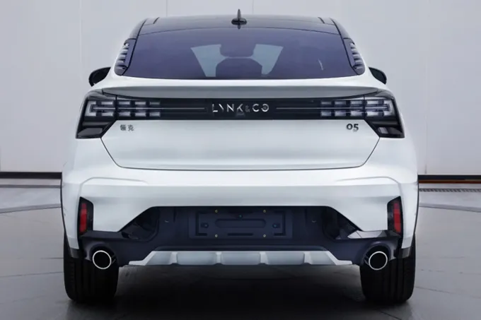 2024 Lynk & Co 05 New Energy 2023 1.5TD EM-P Plug-in Hybrid 5-Türer 5-Sitzer SUV Zubehör 2