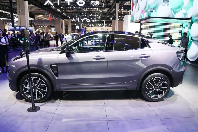 2024 Lynk & Co 05 New Energy 2023 1.5TD EM-P Plug-in Hybrid 5-Türer 5-Sitzer SUV Zubehör 4